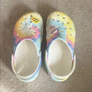CROCS Kids Tie-Dye Sandals